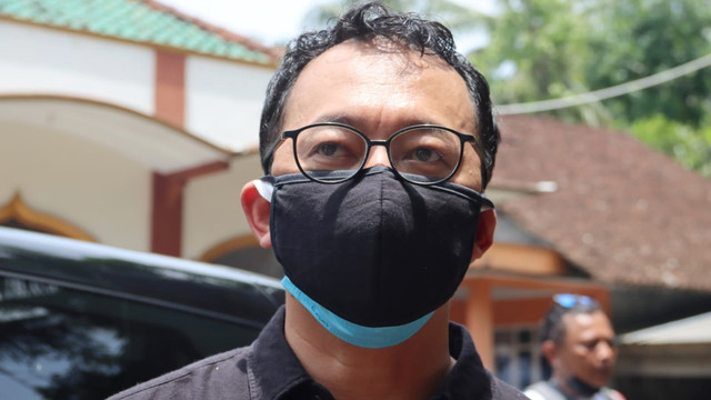 Komisioner Komnas HAM RI Beka Ulung Hapsara mengunjungi Desa Wadas. Foto: Komnas HAM