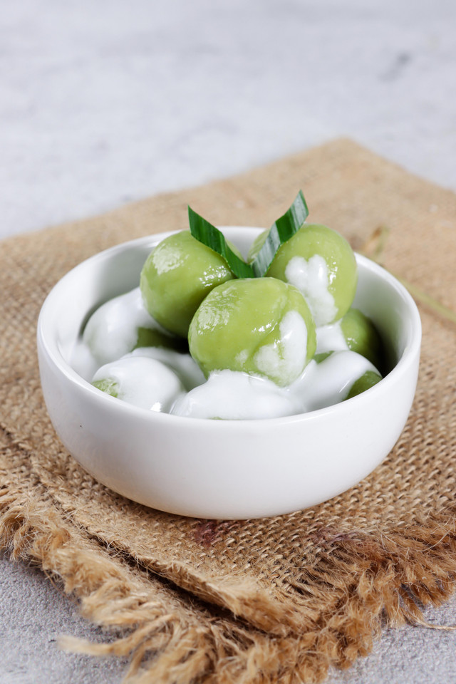 Badak Berendam. Foto: sri widyowati/Shutterstock