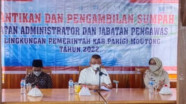 Pelatihan dan pengambilan sumpah jabatan administrator dan jabatan pengawas lingkungan pemerintah Kab. Parigi Moutong 2022. Foto: Diskominfo Parimo