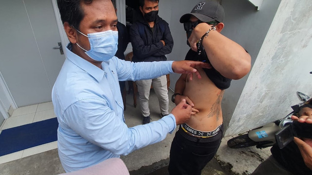 Eks narapidana Lapas Narkotika Kelas II A Yogyakarta yang berada di Kecamatan Pakem, Kabupaten Sleman mengaku mendapat penyiksaan di lapas. Foto: Arfiansyah Panji Purnandaru/kumparan