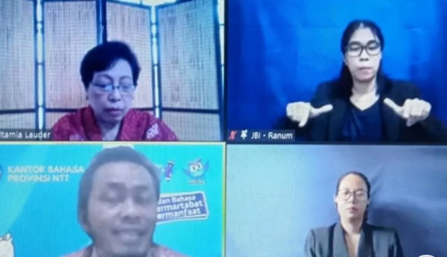 Kepala Kantor Badan Bahasa Provinsi Nusa Tenggara Timur Syaiful Bahri Lubis saat melakukan rapat virtual bersama kementerian. Foto : Istimewa