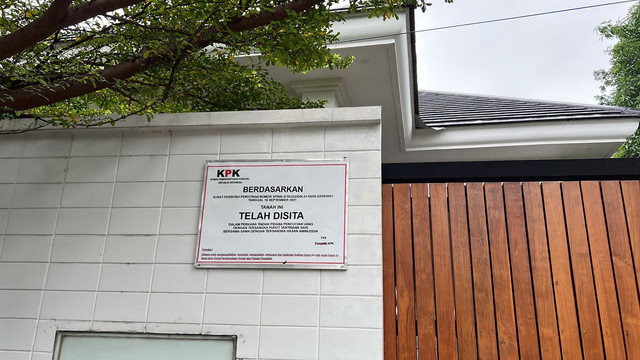 Aset milik bupati Probolinggo, Puput Tantriana Sari, disita KPK. Foto: KPK