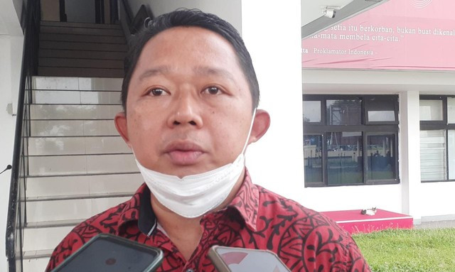 Kepala Bappelitbangda Kota Ternate, Rizal Marsaoly. Foto: Sansul Sardi/cermat