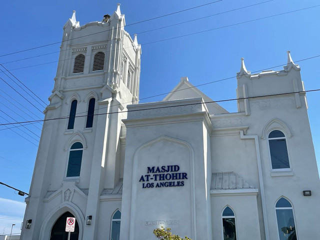 Masjid At-Thohir di Los Angeles. Foto: Arifin Asydhad/kumparan