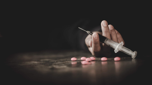 Ilustrasi pengguna narkoba. Foto: Tinnakorn jorruang/Shutterstock