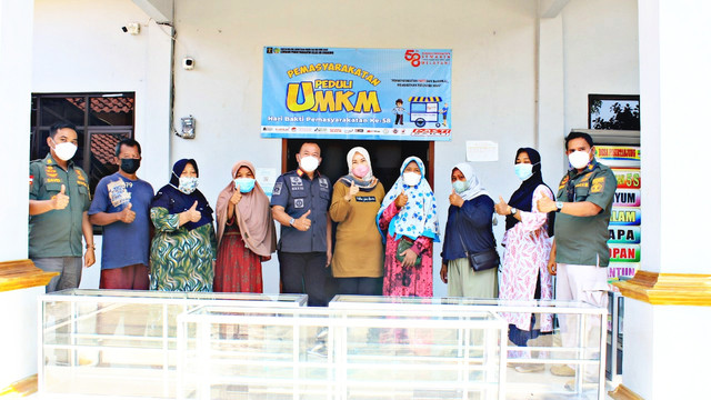 Dukung UMKM Desa Pasirtanjung, Lapas Cikarang Beri Bantuan Sarana Usaha 