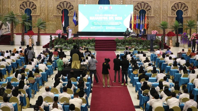 Graha Unesa, Surabaya, Jawa Timur. Foto: Angga/KemendesPDTT.