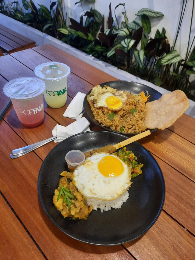 Makanan Nusantara yang disajikan Popina Bistro Pontianak. Foto: Siti Annisa Aini/Hi!Pontianak