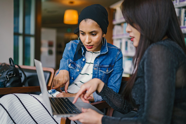 Ilustrasi mengecek kesehatan hardisk. Foto: Pexels.com