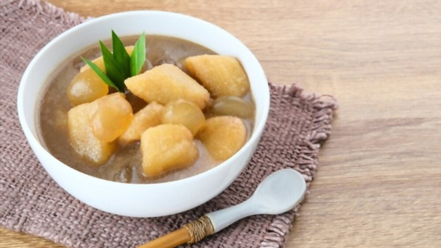 Ilustrasi kolak. Foto: Shutterstock