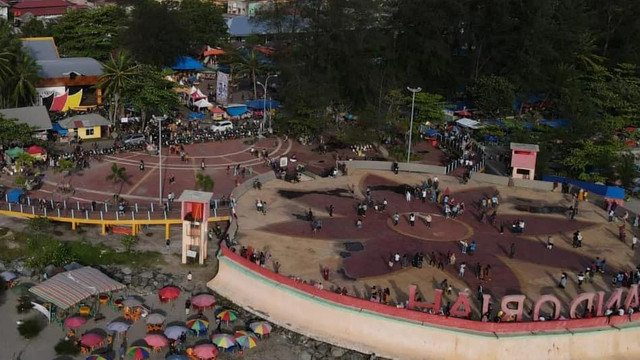 Foto udara kawasan objek wisata Pantai Gandoriah Pariaman, Sumatera Barat. Foto: dok Pemko Pariaman