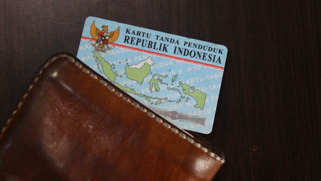 Ilustrasi KTP. Foto: MadeSurya/Shutterstock.