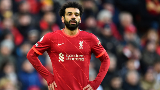 Pemain Liverpool Mohamed Salah saat hadapi Norwich City di Stadion Anfield, Liverpool, Inggris, Sabtu (19/2/2022). Foto: Peter Powell/REUTERS
