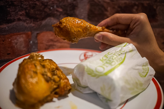 KFC Rosemary Butter Grilled Chicken. Foto: Iqbal Firdaus/kumparan