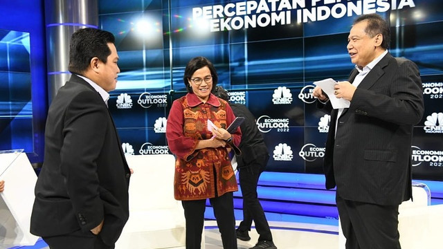Pertemuan Sri Mulyani, Chairul Tanjung, dan Erick Thohir. Foto: Instagram/@smindrawati