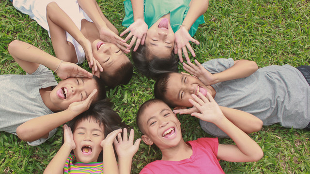Ilustrasi anak-anak menjelang pubertas. Foto: paulaphoto/Shutterstock