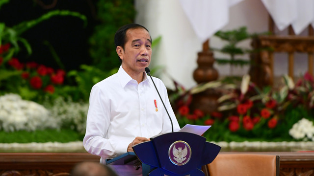 Presiden Joko Widodo pada Sidang Kabinet Paripurna, di Istana Negara, Bogor, Jawa Barat, Rabu (6/4/2022). Foto: Muchlis Jr/Biro Pers Sekretariat Presiden