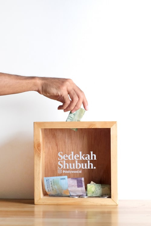 Keutamaan Sedekah Subuh, Foto: Unsplash.