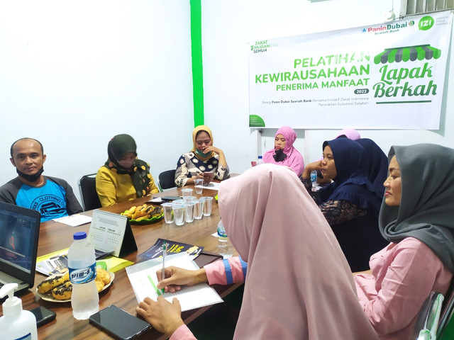 PDSB-IZI Sulsel Beri Pelatihan Kewirausahaan ke Penerima Lapak Berkah