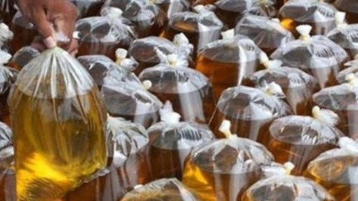 Ilustrasi minyak goreng curah. Foto: Istimewa