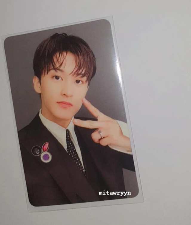 Photocard, NCT MARK. Foto: Instagram/@mitawryyn
