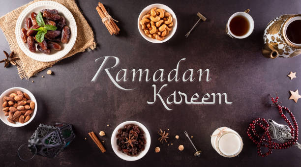 pantun puasa. sumber foto : unsplash/gambar tampilan atas meja