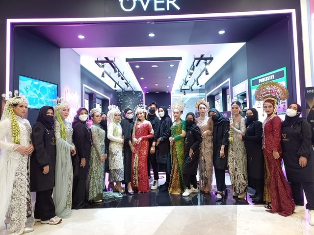 Pelaksanaan Paragon Beauty Academy Batch 1 di Activation Room Make Over, Gandaria City. Foto: dok