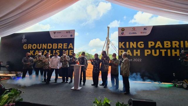 Acara Groundbreaking pabrik Katalis Merah Putih. Foto: Dok. Pupuk Indonesia
