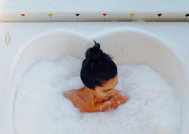 Urutan Body Care untuk Memutihkan Kulit. Foto: unsplash