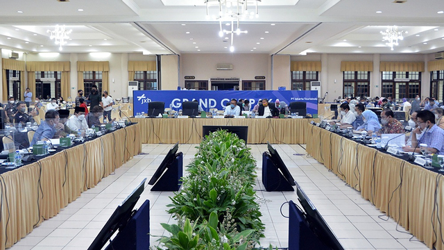 Rapat anggota DPRD DKI Jakarta tentang APBD DKI Jakrta dalam rapat kerja Badan Anggaran (Banggar), sabtu (9/10).  Foto: DPRD DKI Jakarta