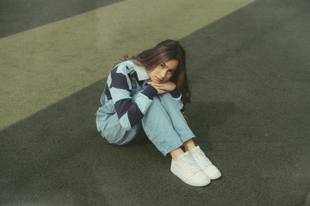 Satine Zaneta Putri Hujan. Foto: Instagram Satine Zaneta.