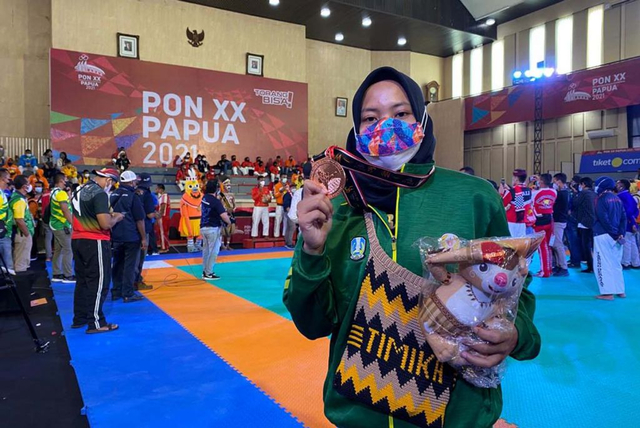Mahasiswi Untag Surabaya Sumbang Medali Perunggu untuk Jatim di PON XX Papua
