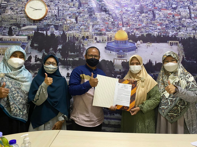 Penandatanganan Perjanjian Kerjasama Rumah Sosial Kutub dengan Adara Relief Internasional
