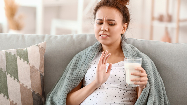 Tips Tetap Sehat untuk Ibu Hamil yang Tidak Suka Minum Susu. Foto: Shutter Stock