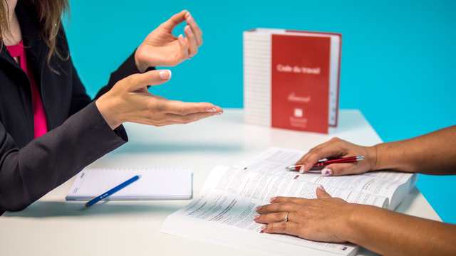 Ilustrasi Pengertian Naturalisasi Biasa. Foto : Pixabay.com