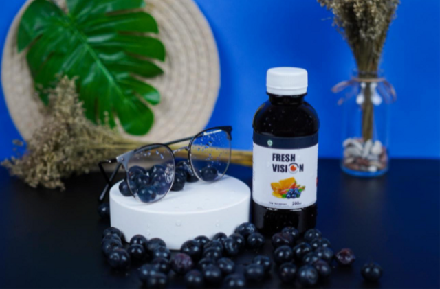Vitamin 'Fresh Vision' Solusi Kurangi Mata Minus dan Jaga Kesehatan Mata  
