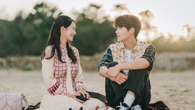 Drama Korea Hometown Cha-Cha-Cha Foto: tvN