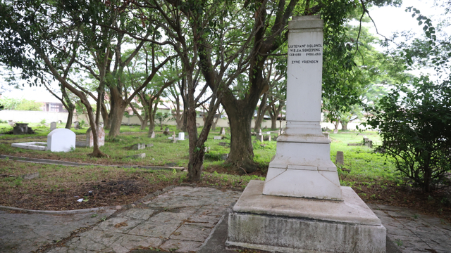 Nisan Letnan Kolonel Scheepens, petinggi militer Belanda yang mati ditikam rencong. Foto: Suparta/acehkini