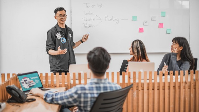 Ilustrasi kerja di kantor. Foto: Aditia Noviansyah/kumparan
