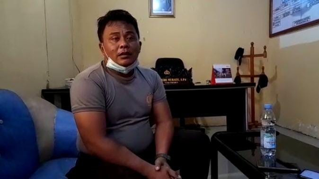 Ini Tampang Kapolsek yang Ajak Mesum Anak Gadis Tersangka. Foto: Istimewa