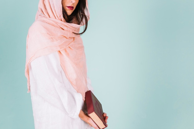 Ilustrasi doa istri untuk suami dan anak (Sumber: Freepik)