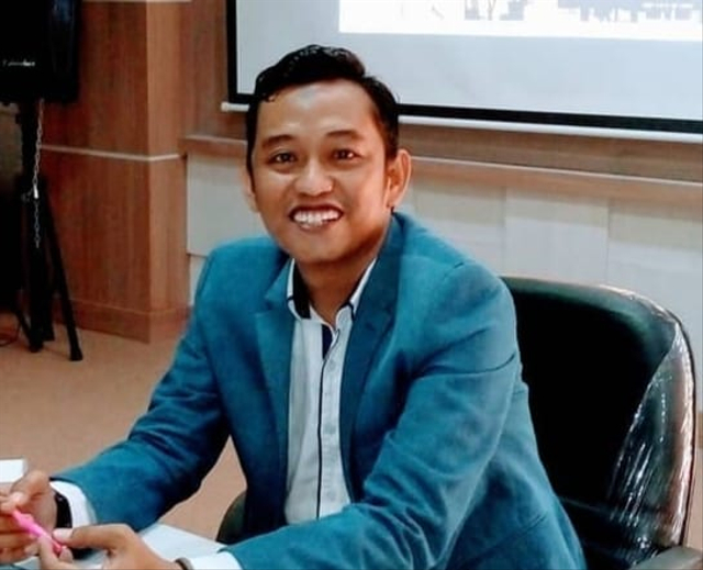 Akademisi dari Fakultas Hukum Universitas Khairun (Unkhair) Ternate, Dr Anshar. Foto: Istimewa