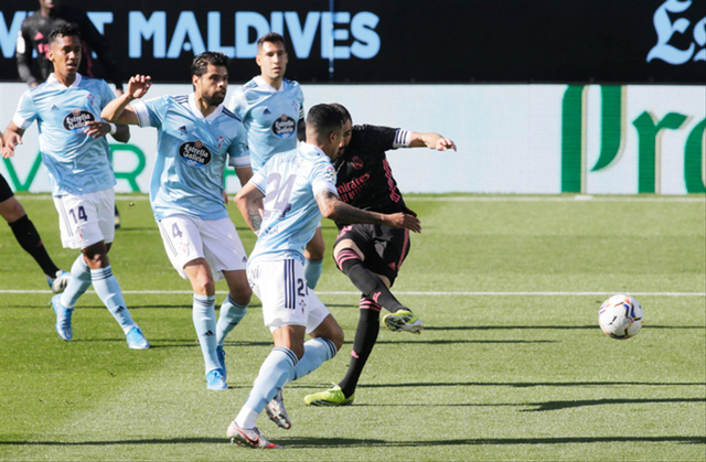 Pertandingan La Liga Santander antara Celta Vigo melawan Real Madrid di Estadio de Balaidos, Vigo, Spanyol (20/3/2021). Foto: MIGUEL VIDAL/REUTERS