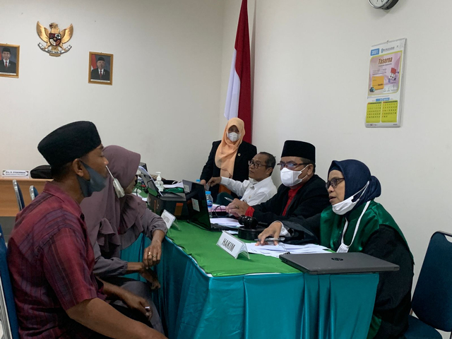 Proses sidang isbat pernikahan yang digelar dalam rangka HUT ke 250 Kota Pontianak. Foto: Teri/Hi!Pontianak