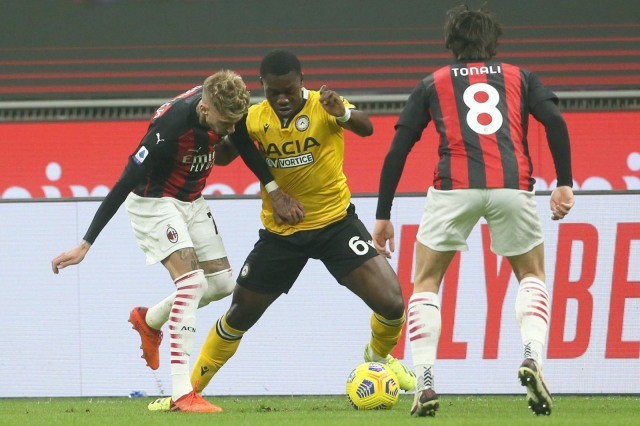 Laga AC Milan vs Udinese di Liga Italia. Foto: Twitter @Udinese_1896