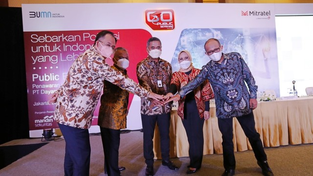 PT Dayamitra Telekomunikasi Tbk atau Mitratel, perusahaan menara telekomunikasi terbesar di Indonesia, melangsungkan penawaran umum perdana (Initial Public Offering/IPO) dengan menawarkan sebanyak-banyaknya 29,85% saham kepada publik. Foto: Dok. PT Dayamitra Telekomunikasi Tbk