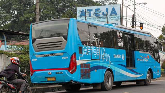 Ilustrasi Bus Damri di Bandung. Foto: Shutterstock