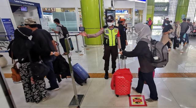 Ilustrasi penumpang kereta api Foto: Dok. Humas KAI Daop I