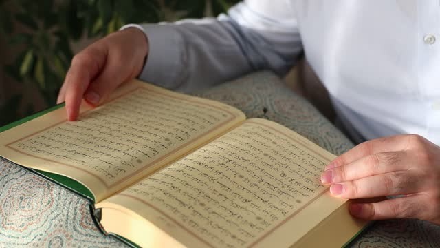 Ilustrasi isi kandungan surah Al Muzzammil ayat 1-20. Foto: dok. https://pixabay.com/
