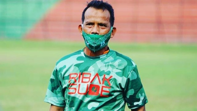 Pelatih PSMS Medan, Coach Ansyari Lubis. Sumber Foto: https://www.instagram.com/p/CFmm4txD_3R/?utm_medium=share_sheet